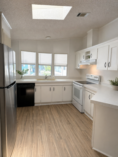 Photo 5 of 14 of home located at 3231 Windjammer Dr. Spring Hill, FL 34607