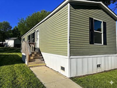 Mobile Home at 148 Ewing Way #148 Belton, MO 64012