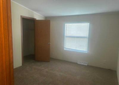 Photo 2 of 6 of home located at 23 Candlelight Lane Sauk Village, IL 60411