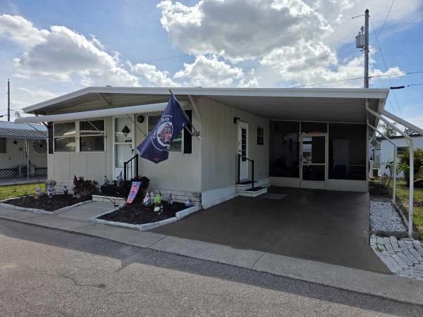 Photo 1 of 2 of home located at 4300 East Bay Dr #428 Clearwater, FL 33764