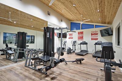 Photo 2 of 6 of home located at 110 Gold Canyon Drive Kyle, TX 78640