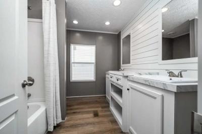 Mobile Home at 12518 Descanco Cirlce Del Valle, TX 78617
