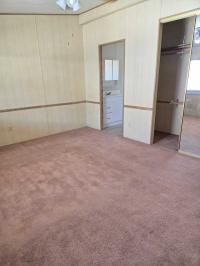 1987 Fleetwood Sandalwood Mobile Home