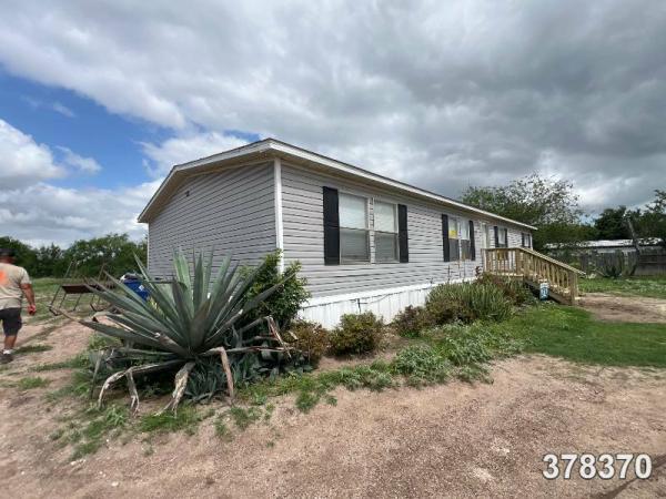 Photo 1 of 2 of home located at 2801 Violet Dr Donna, TX 78537