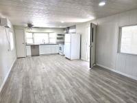 1977 Schult Manufactured Home