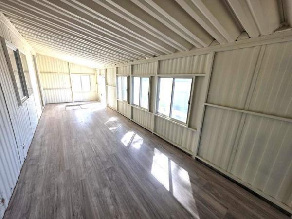 1977 Schult Manufactured Home