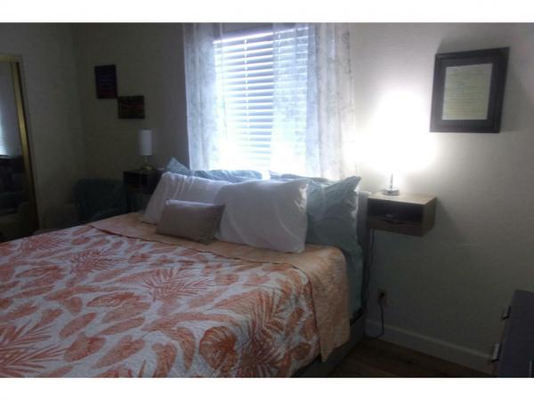 1990 SILVERCREST SILVERWOODS SV34 Manufactured Home