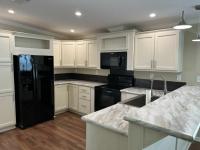 2021 Palm Harbor-Plant City Vero w/Garage, Full Porch Mobile Home