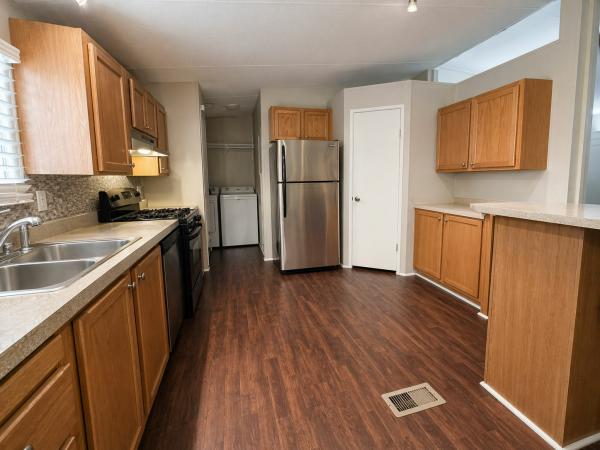 2005 Fleetwood Beacon Hill Mobile Home