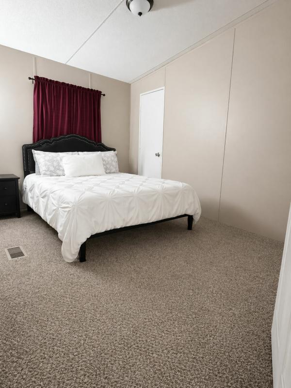 2005 Fleetwood Beacon Hill Mobile Home