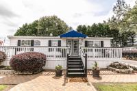 2005 Fleetwood Beacon Hill Mobile Home