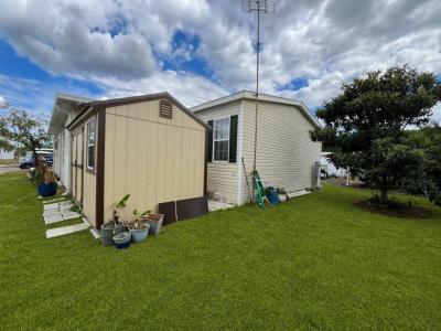 Photo 4 of 20 of home located at 105 Lakeview Drive Leesburg, FL 34788