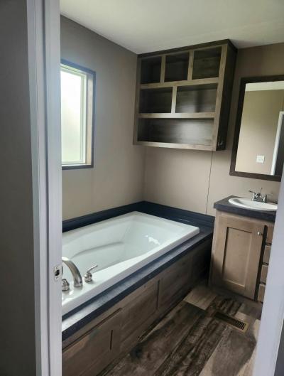 Photo 4 of 27 of home located at 150 Tonkawa Trail #150 Lockhart, TX 78644