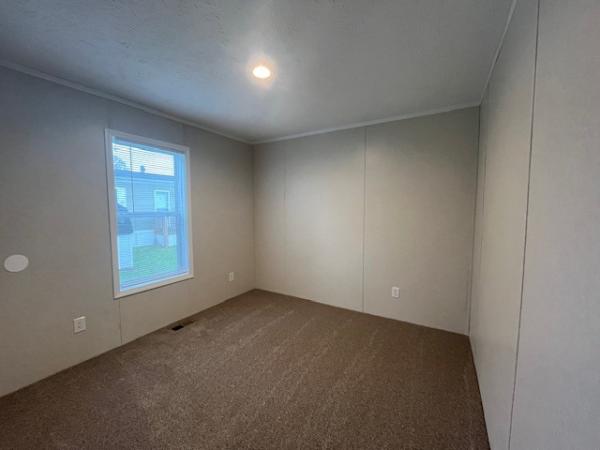 2020 FAIRMONT HOMES 430IN28483A  Home