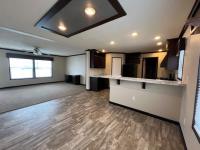 2017 FAIRMONT HOMES 430IN28523A  Home