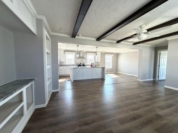 2022 Clayton Rutledge 118 The Cheyenne  Home