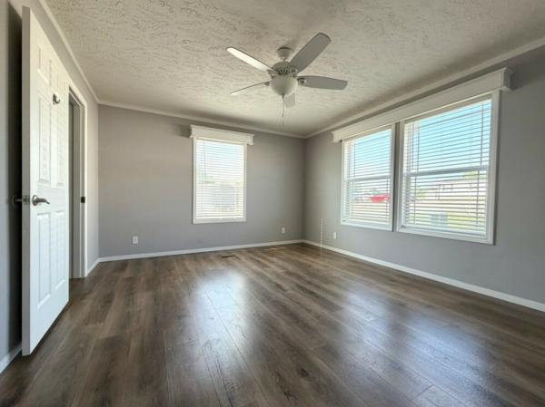 2022 Clayton Rutledge 118 The Cheyenne  Home