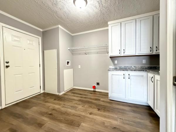 2022 Clayton Rutledge 118 The Cheyenne  Home