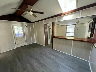 Photo 4 of 8 of home located at 7955 Elliott Road Sebring, FL 33876