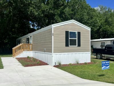 Mobile Home at 35 Tower Manor Cir W Auburndale, FL 33823