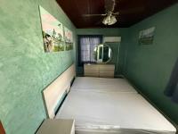 1980 unknown  Unknown  Home