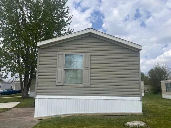 2015 LH166432C  Home