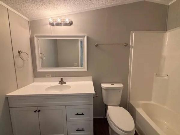 2015 LH166432C  Home