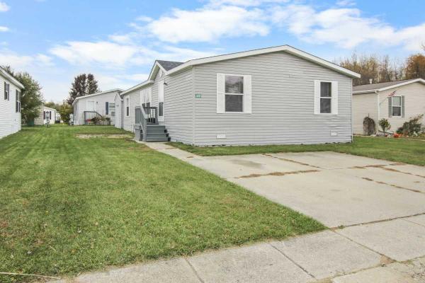 2002 Schult Mobile Home For Sale