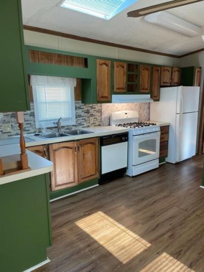 Photo 4 of 10 of home located at 5229 West Michigan Ave., #353 Ypsilanti, MI 48197