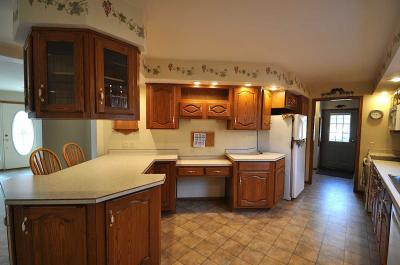 Photo 5 of 19 of home located at W6806 Shadybrook Circle Fond Du Lac, WI 54937