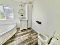 1996 Skyline Wood Manor Manufactured Home