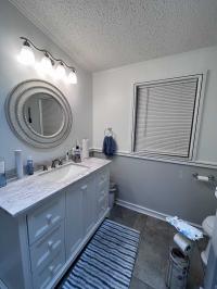 1994 Homette Manufactured Home