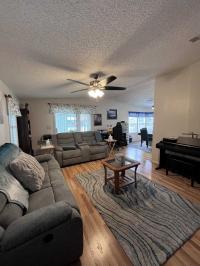 1994 Homette Manufactured Home