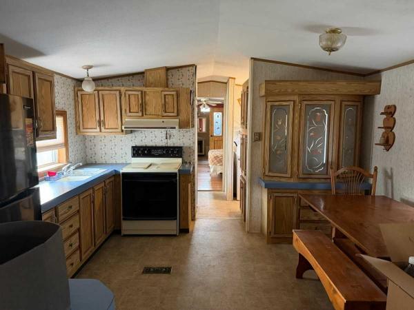1989 Manufactured Home