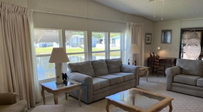 Photo 5 of 8 of home located at 2160 Leisure Lane Palmetto, FL 34221