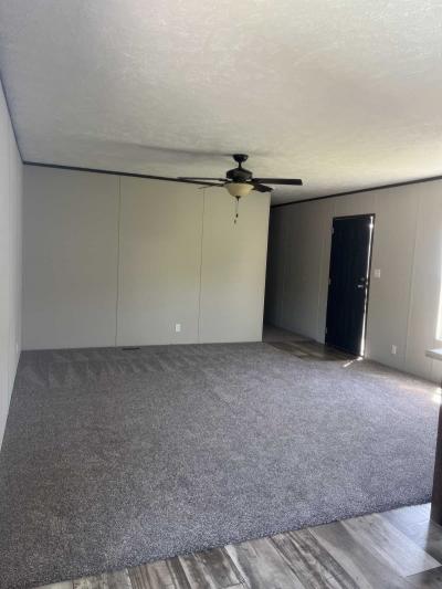 Photo 4 of 12 of home located at 3461 Melissa Way Kodak, TN 37764