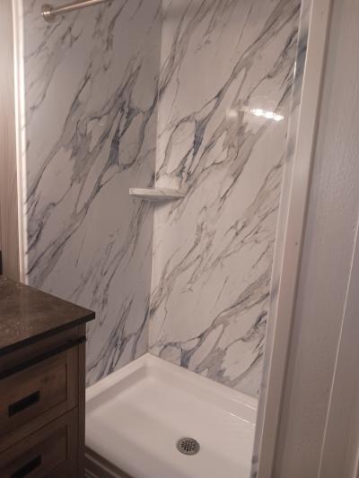 Photo 4 of 28 of home located at 390 Teakwood Dr. Ellenton, FL 34222