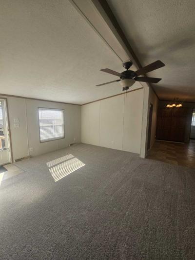 Photo 4 of 13 of home located at 340 S. Reynolds Rd Lot 77 Toledo, OH 43615