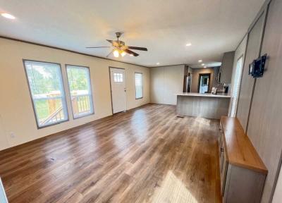 Photo 2 of 8 of home located at 18733 Samuels Rd. Lot 102 Zachary, LA 70791