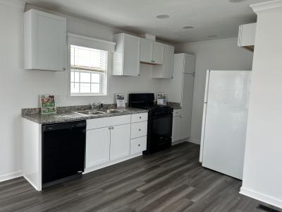 Photo 3 of 13 of home located at 13 Us Grant Ln West Chester, OH 45069