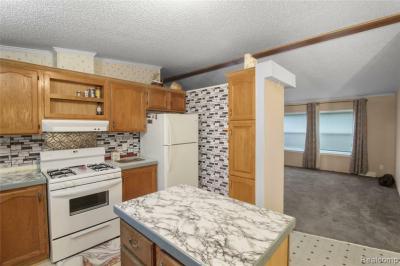 Photo 5 of 18 of home located at 13499 Heritage St Carleton, MI 48117