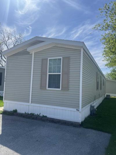 Mobile Home at 130 Carriage Lane Sauk Village, IL 60411