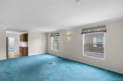 Photo 4 of 19 of home located at 197 Jay St Dearborn Heights, MI 48127