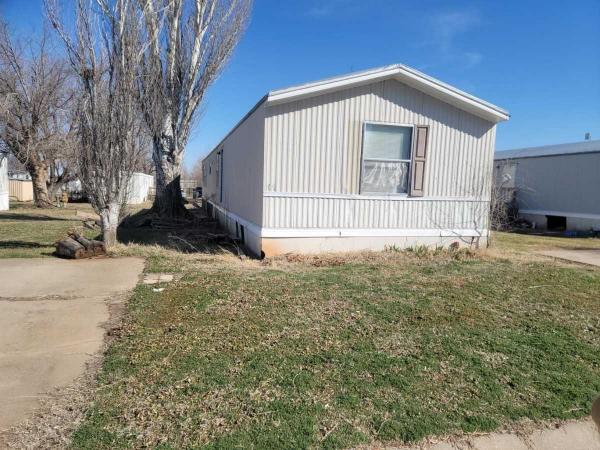 Photo 1 of 1 of home located at 77 Parkway Drive Chickasha, OK 73018