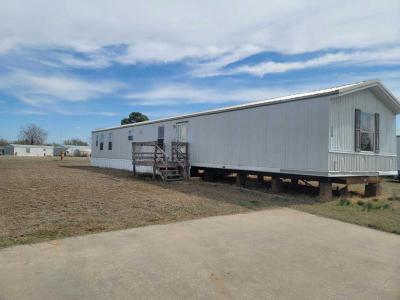 Mobile Home at 160 Parkway Drive Chickasha, OK 73018