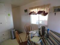 1977 Hillcrest Manufactured Home