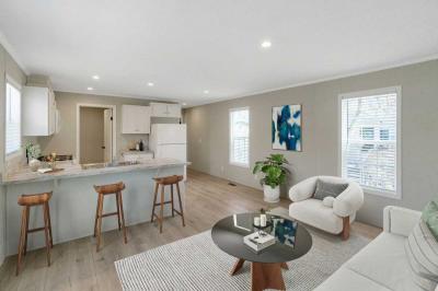 Photo 3 of 18 of home located at 40018 Jefferson #48 Novi, MI 48375