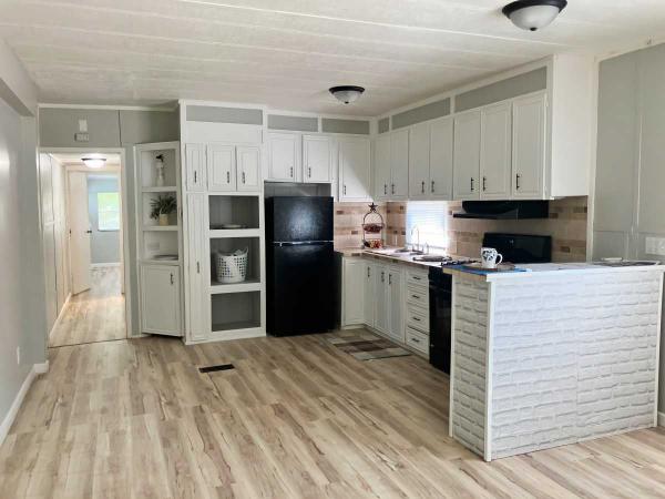 1978  Mobile Home For Sale