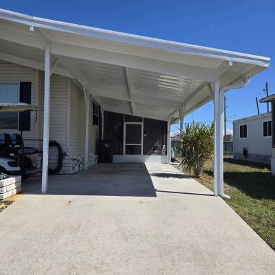 Photo 4 of 8 of home located at 337 Avocado St Bradenton, FL 34207