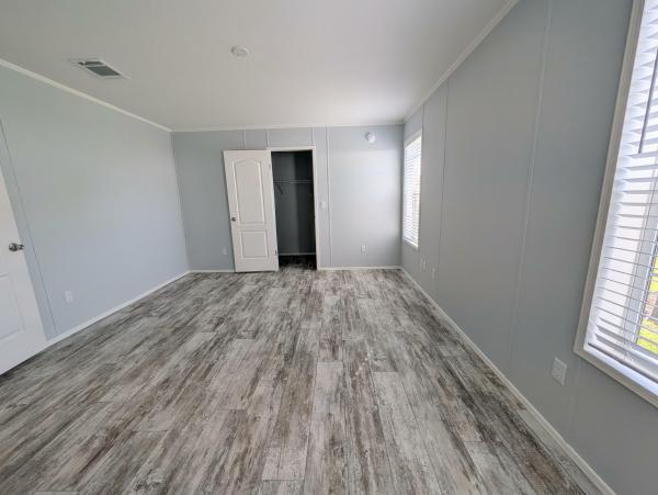 2026 Jacobsen Imperial LTD IMLT-45217B Mobile Home